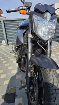 Yamaha XJ6 (2009), 57 kW – 69 900 km, české značky, výbava - 2