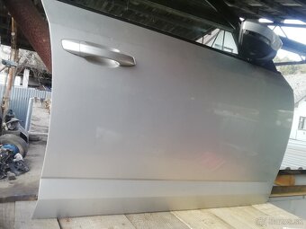 Práve predné dvere škoda octavia 3 strieborné - 2