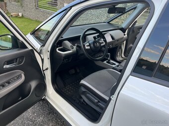 Honda Jazz Crosstar e-HEV - 2