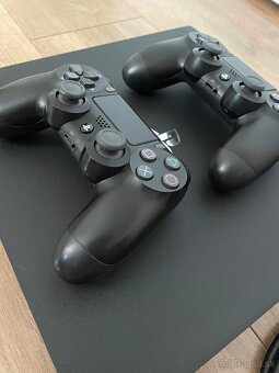Playstation 4 Pro 1T - 2