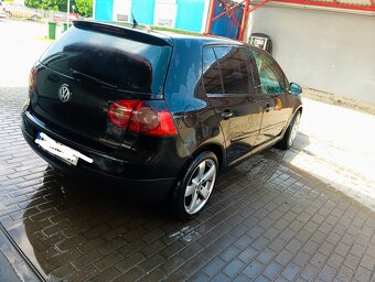 Wolkswagen Golf5 - 2