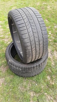 325/30R21. 108V. Pirelli zimné - 2