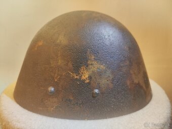 vojenská helma VZ.32 - 2