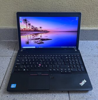 Lenovo E530 / i5-3210M / 8GB RAM / 250GB SSD / 15.6" - 2