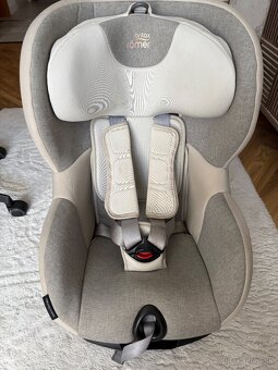BRITAX RÖMER Trifix 2 i-Size Sand Marble - 2