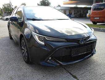 Toyota Corolla Combi TS 1.8 Hybrid e-CVT 72kW kamera,navi,LE - 2