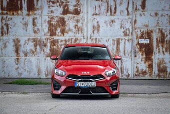 Kia ProCeed 1.5 T-GDi GT-Line A/T - 2