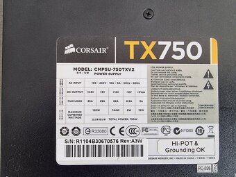 750W PC zdroj Corsair TX750 v2 - 2