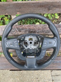 Predám volant na Peugeot 508, aj airbag - 2
