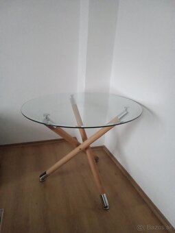 Jedálenský stôl - 2