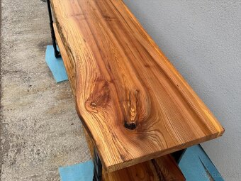 Stôl do kúpeľne - 2