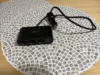 Rozdvojka zapalovaca do auta - 2