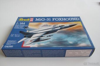 Stavebnica MIG-31 - 2