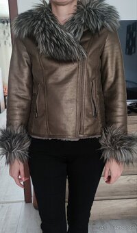 Predám dámsky kožuštek - 2