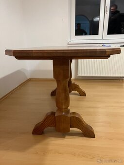 Jedálensky stôl - 2