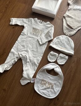 DKNY súprava pre babatko - 2