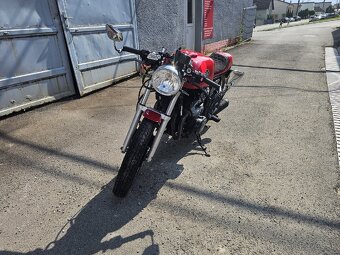 Yamaha XJ600 - 2