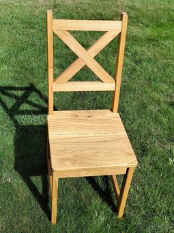 Jedalenske stolicky Dub masiv - 2