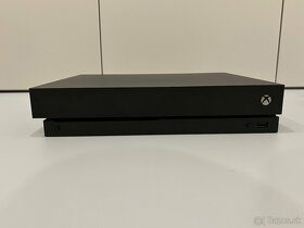 Xbox One X herná konzola - 2