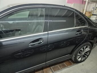 Predám mercedes C - 2