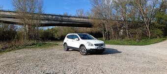 Nissan Qashqai+2 - 2