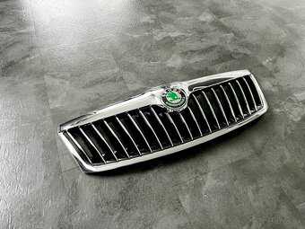 NOVÁ MASKA KAPOTY / ŠKODA OCTAVIA 2 FACELIFT /ZASÍLÁME NA SK - 2
