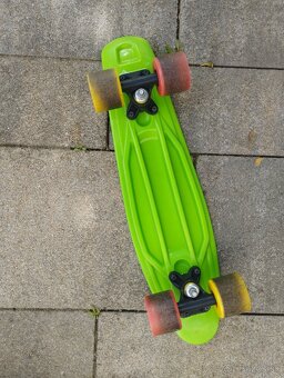 Detsky skateboard - 2