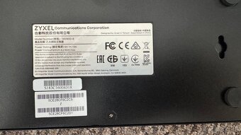 Predam switch Zyxel GS1900-8 - 2
