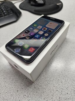 iPhone SE 2020 64GB (v záruke) - 2