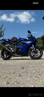 Yamaha r1 - 2