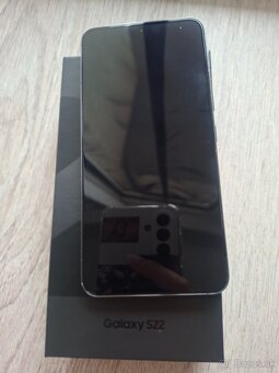 Samsung galaxy S22 128GB NEBLOKOVANÝ - 2