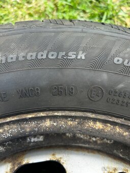 Zimne pneumatiky 195/65 R15 - 2