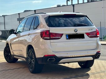 BMW X5 xDrive40d A/T - 2
