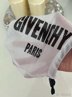 Givenchy vrecko - 2