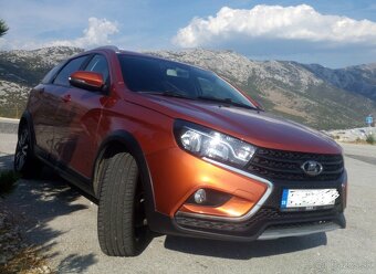 Lada Vesta SW Cross - 2