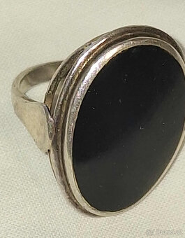 STRIEBORNÝ PRSTEŇ - 2