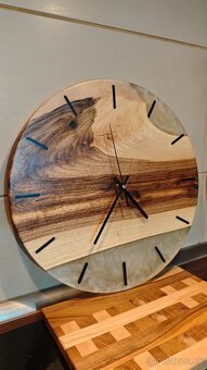 Epoxidové nástenné hodiny - 2