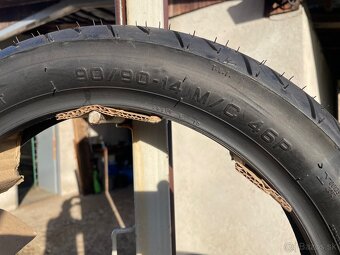 Nová motopneu Pirelli 90/90-14 - 2