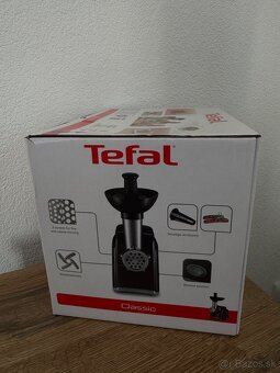Mlynček na mäso tefal - 2