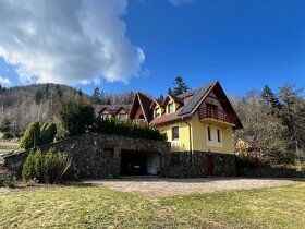 Rodinný dom s veľkým pozemkom v obci Kordíky - video - 2