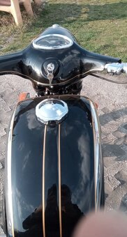 Jawa 250 592 - 2