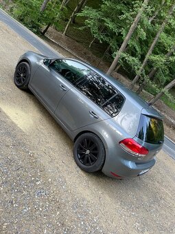 Volkswagen Golf VI 1.6Tdi - 2
