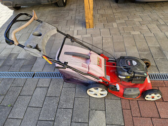 Predám benzínovú kosačku 3,5 kW - 2