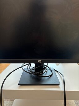 HP Monitor 21,5” P22 G4 - 2