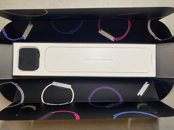 Apple Watch Series 5 Nike+ 44mm, 5 remienkov - 2