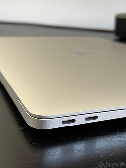 MacBook Air 13" Apple M1 8C CPU 7C GPU 16GB 256GB - 2