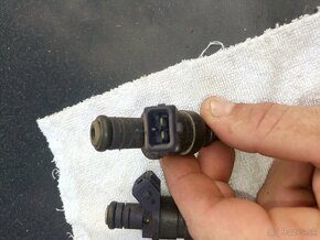 Predám do BMW E46 330i do E39 330i - 2