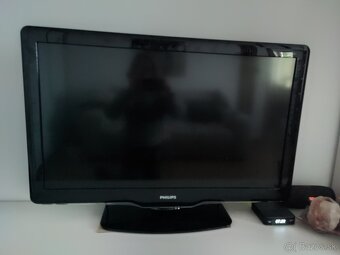 LCD TV Philips - 2