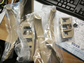 BMW F10 vnútorné madlá - 2