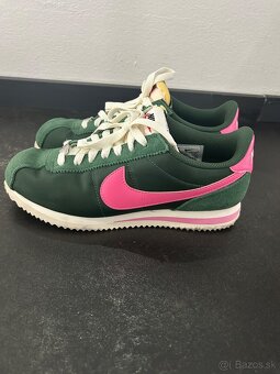 Tenisky Nike , cena kus - 2